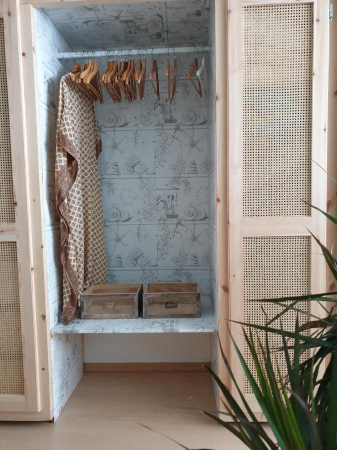 Aretousa Deluxe Downtown Apartment 스칼라 외부 사진