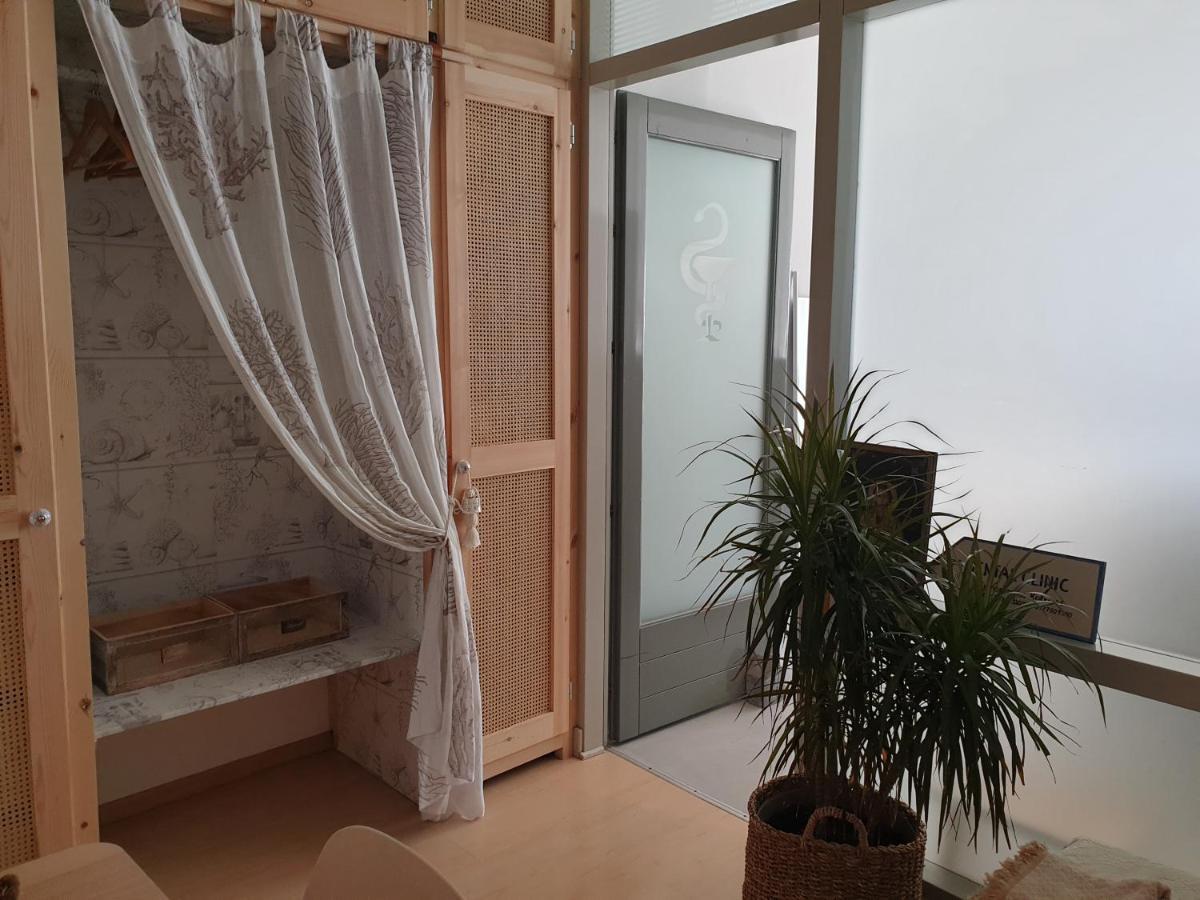 Aretousa Deluxe Downtown Apartment 스칼라 외부 사진
